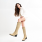 A Victoria: Beige